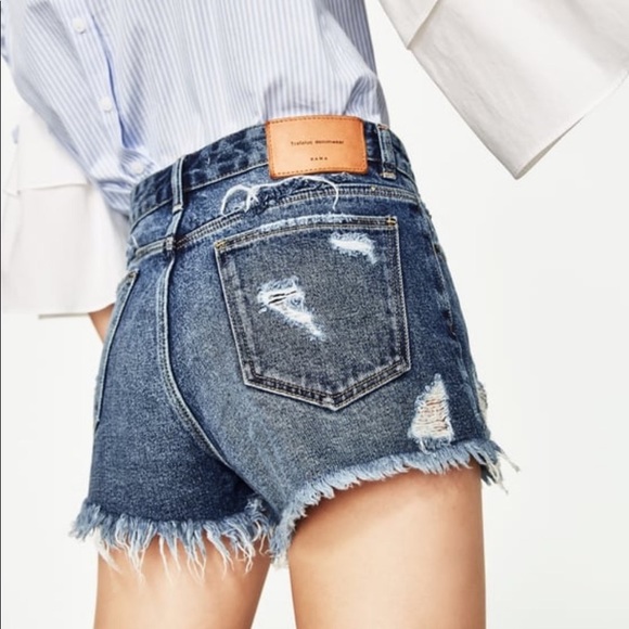 Zara Trafaluc Denimwear High Rise Distressed Shorts, Size 6 - Picture 13 of 13